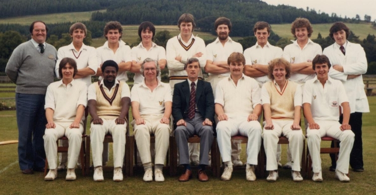 team-photo-1982